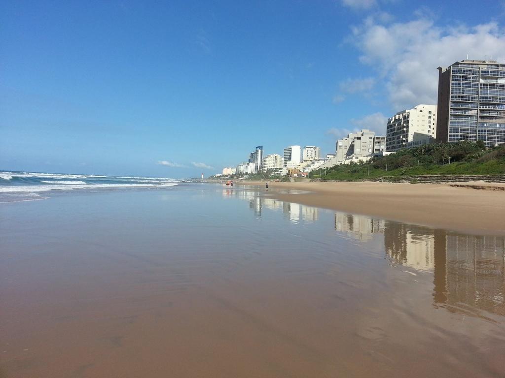 Ben Siesta Self-Catering Apartment Umhlanga Room photo